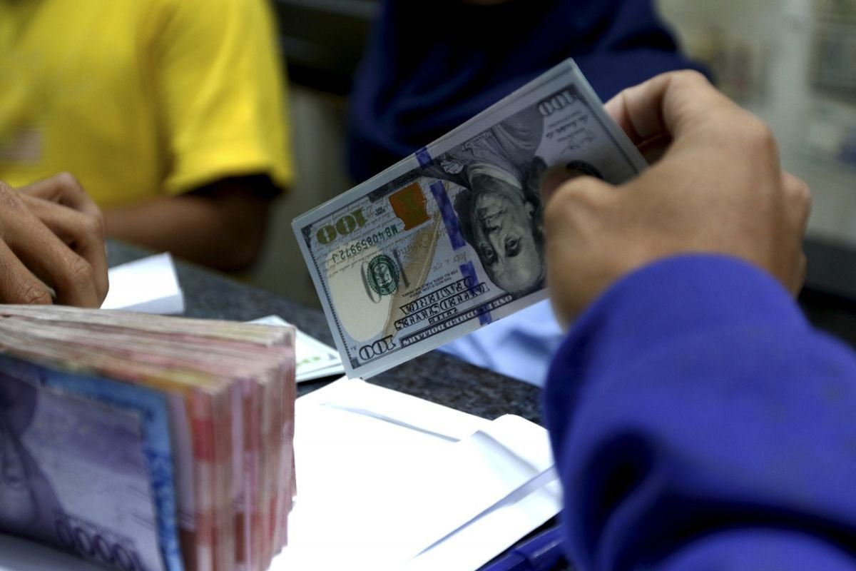 Simak Daftar Kurs Rupiah Hari Ini di 5 Bank Besar Indonesia