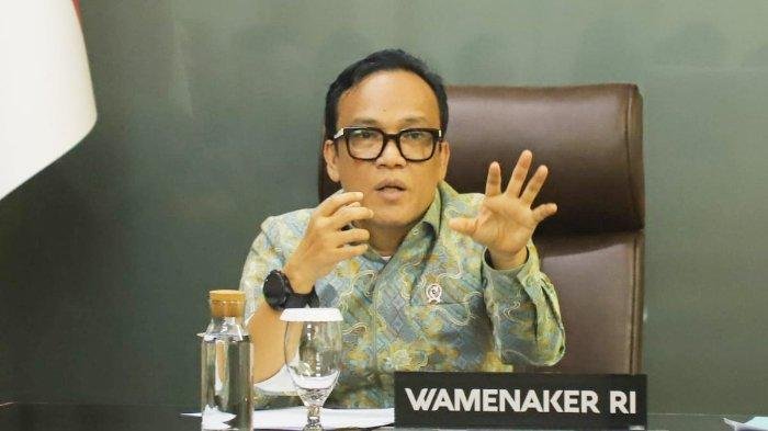Wamenaker Sebut Perusahaan Larang Eks Karyawan Kerja di Sektor Sama Selama 1 Tahun Langgar UUD 1945