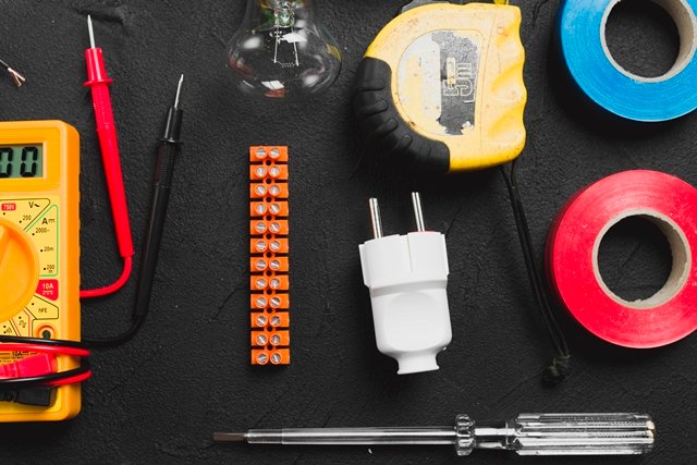 Berita Terpopuler Properti: Tips Pasang Colokan Listrik hingga Bangun Rumah Sendiri