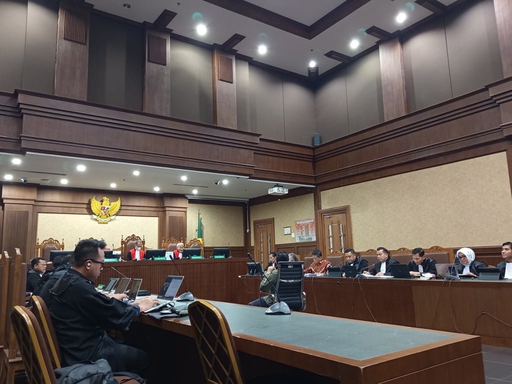 Teman Kuliah Sebut Hasto Punya Nomor Luar Negeri