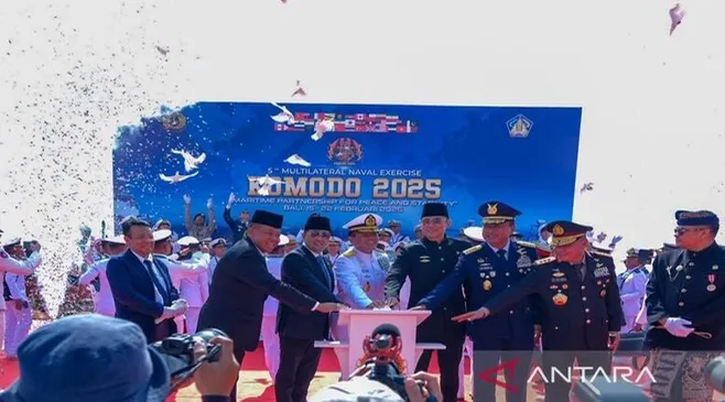 Latihan Angkatan Laut Multilateral Komodo Dimulai di Indonesia dengan 39 Negara Peserta