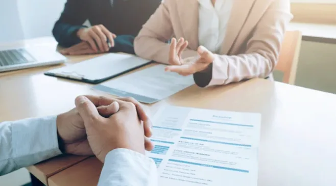 5 Contoh Daftar Riwayat Hidup yang Bisa Diadaptasi untuk Melamar Kerja