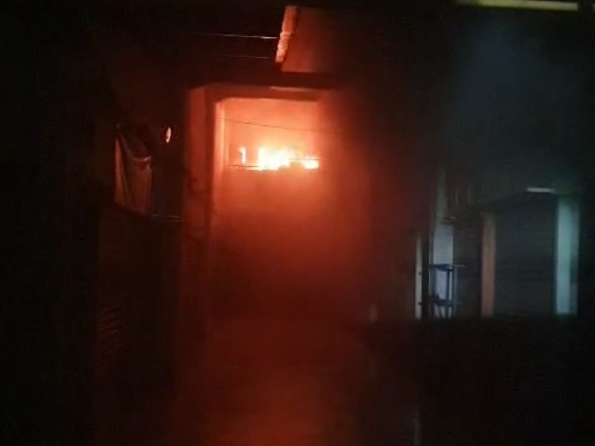 Kebakaran Hanguskan 3 Kios di Pasar Anyar Bogor