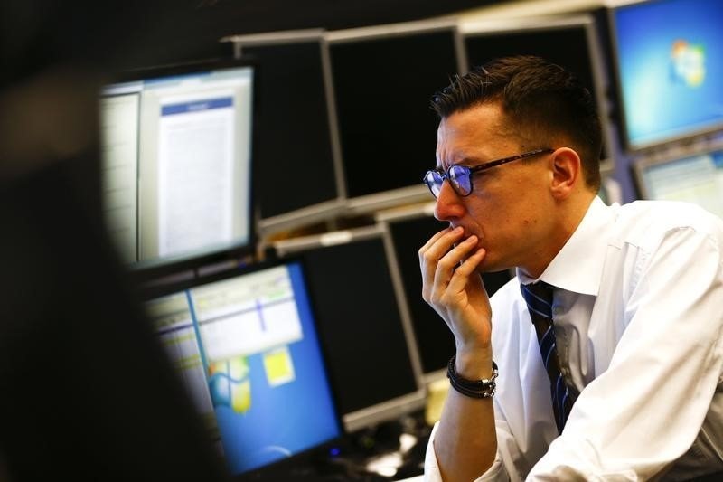 EXCL Tertekan Pasca Merger, Mandiri Sekuritas Rekomendasi Netral