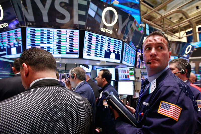 Futures Saham AS Turun Setelah Serangan ke Iran; Menunggu Respons Tehran
