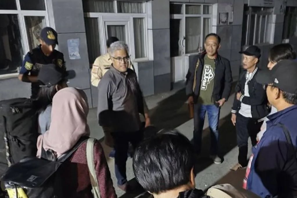 Kemlu: 97 WNI Dievakuasi dari Iran Tiba di Indonesia Besok