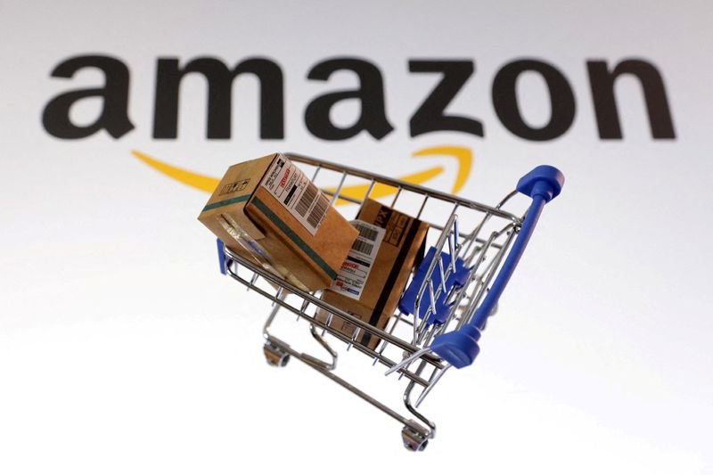 Analisis-Dorongan produk kecantikan premium Amazon mungkin menjadi penyangga terhadap tarif Trump 